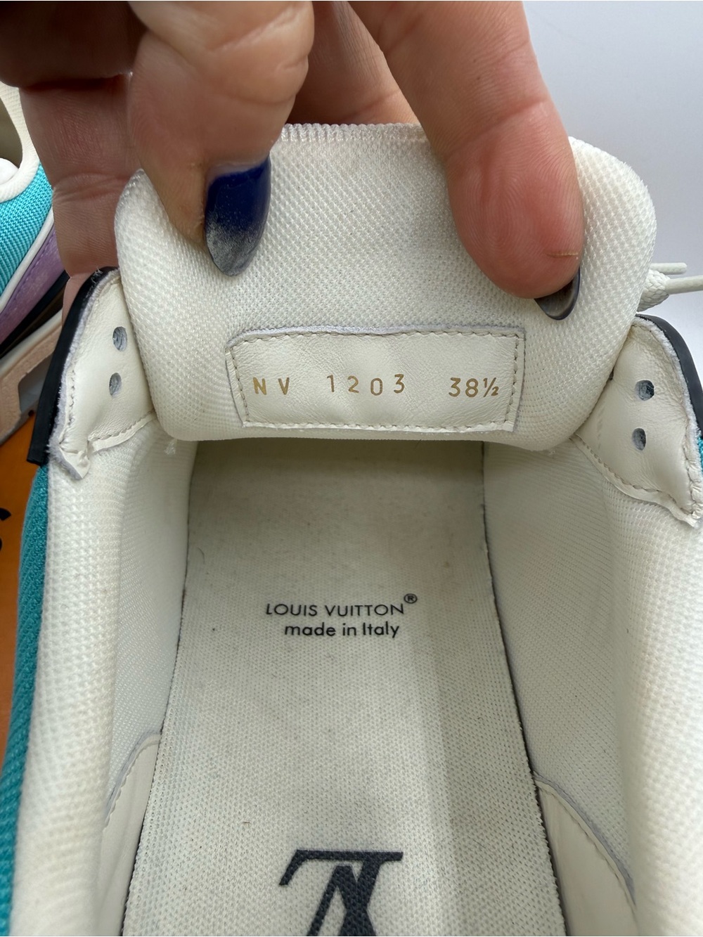 Louis Vuitton LV Multicolor Leather Trainer's Low-Top Sneakers full inclusion - Picture 5 of 11